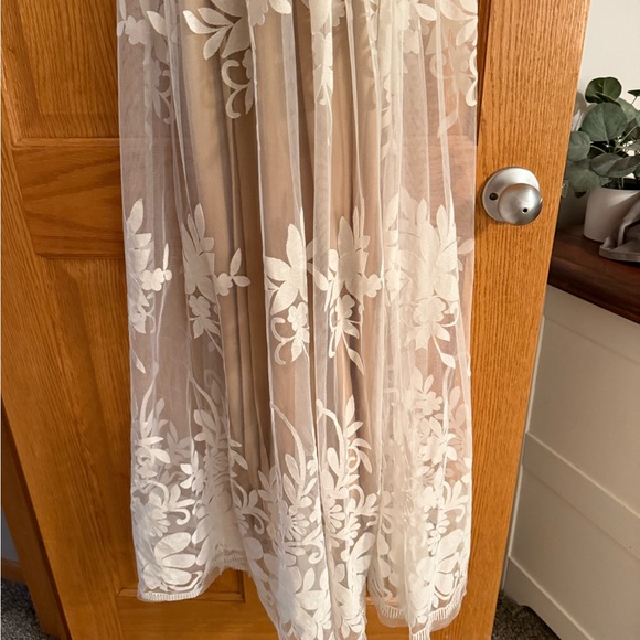 Vintage Shop Long Lace Dress - Picture 2 of 7